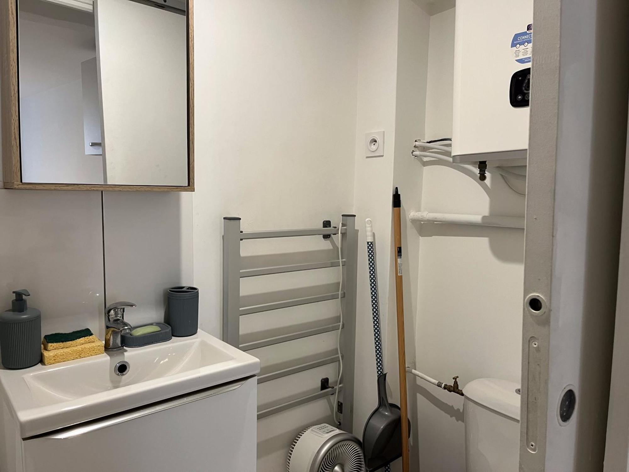 Studio Equipe Confort Proche De Toutes Commodites La Seyne-sur-Mer Exteriör bild