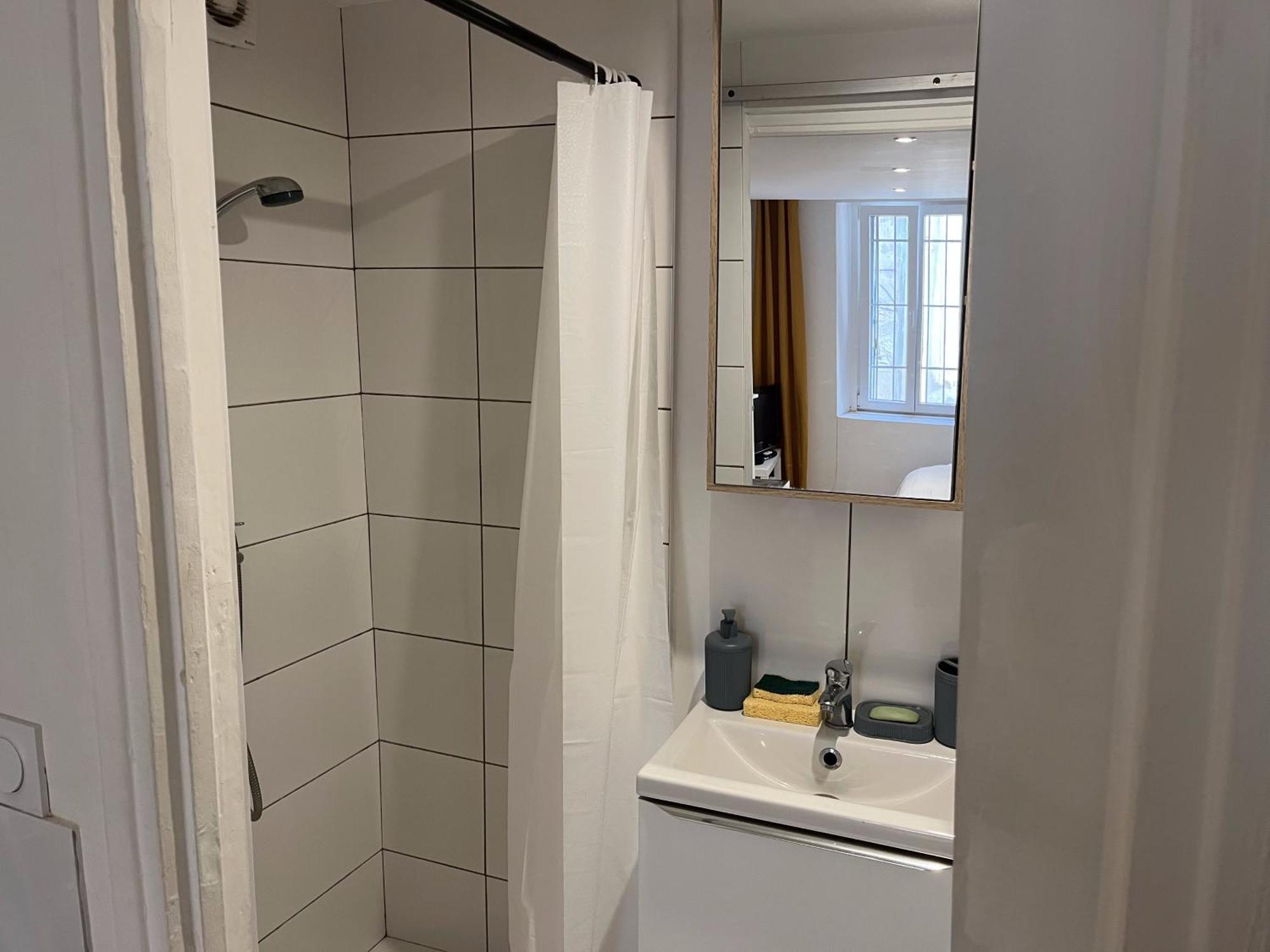 Studio Equipe Confort Proche De Toutes Commodites La Seyne-sur-Mer Exteriör bild