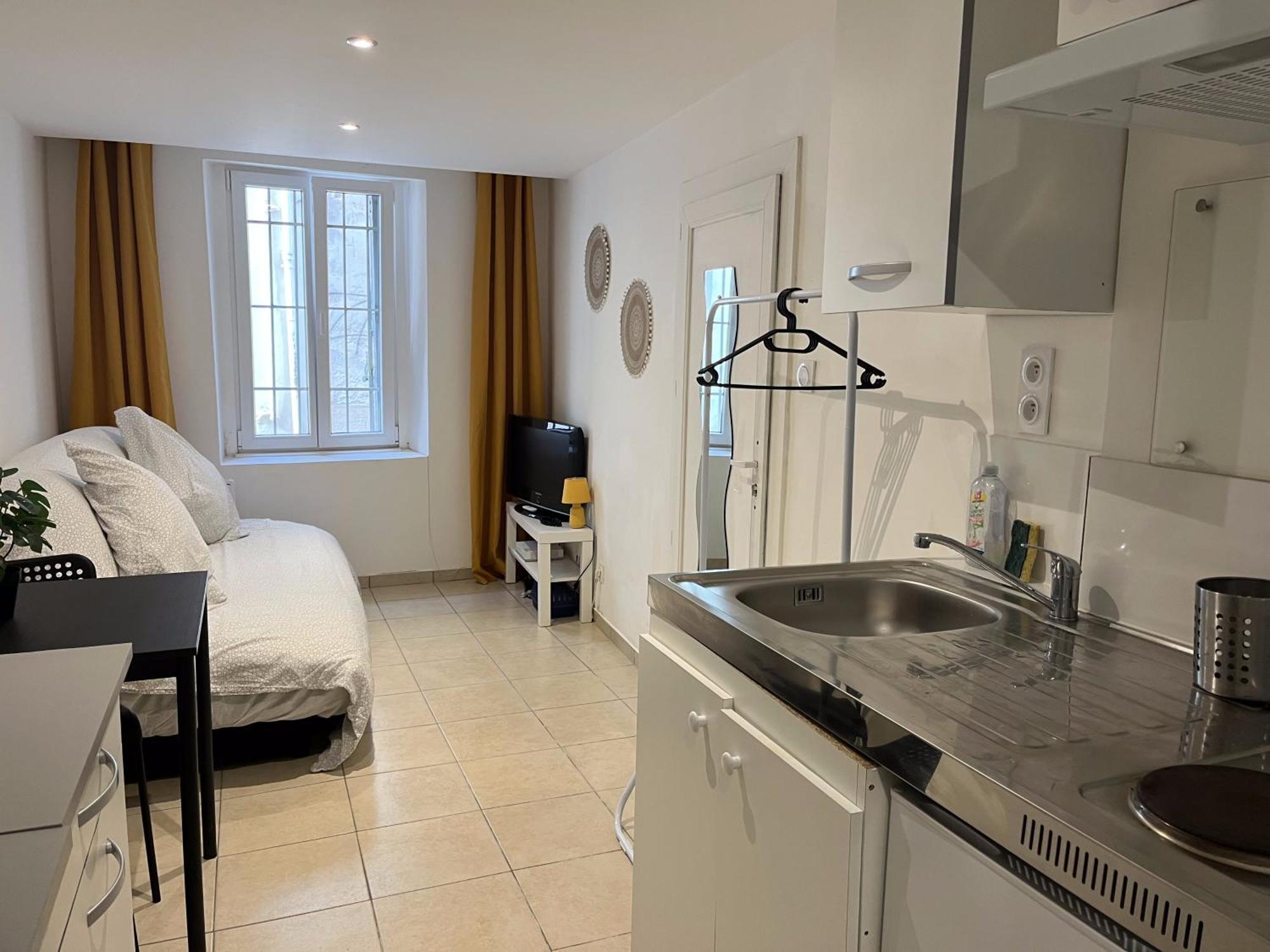 Studio Equipe Confort Proche De Toutes Commodites La Seyne-sur-Mer Exteriör bild